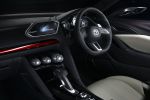 Mazda Takeri Concept Kodo Soul of Motion Skyactiv Drive i-stop i-ELOOP Innenraum Interieur Cockpit