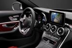 Mercedes-Benz C-Klasse 2014 Interieur Innenraum Cockpit W205 S205 C205 A205 Air Balance Head-up-Display Distronc Plus Intelligent Drive Attention Assist BAS Plus Parkassistent