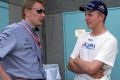 Mika Häkkinen und Kimi Räikkönen kennen sich schon seit vielen Jahren (hier 2001)