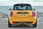Mini Cooper S F56 2014 Hatchback Steilheck 2.0 Vierzylinder Turbo Overboost Mid Sport Green Gokart Feeling TFT Display Mini Connected Infotainment Social Networks Driving Assistant DSC ABS EBD CBC DTC EDLC Heck