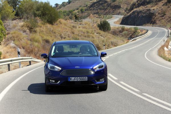 Ford Focus 1.5 EcoBoost 2015 Test: Neuer Motor für den Fahrspaß - Speed  Heads
