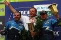 Mit Yvan Muller (li.) und Rob Huff (re.) holte Ray Mallock in der WTCC drei WM-Titel