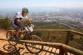 Mountainbiken vor malerischer Kulisse: DTM-Pilot Timo Scheider in Südafrika