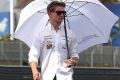 Nico Hülkenberg mit Sonnenschirm: Er sieht Force India gut aufgestellt