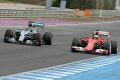 Nico Rosberg neben Kimi Räikkönen beim Test in Jerez: Ist Ferrari auf Augenhöhe?
