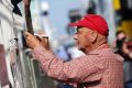 Niki Lauda wünscht sich von Vettel einen offeneren Umgang mit den Fans