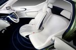 Nissan Pivo 3 EV Elektroauto Electric Vehicle AVP Automated Valet Parking Robotic Agent RA Roboter Assistent Interieur Innenraum Sitze