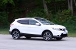 nissan qashqai 1.6 dci 4x4 test - city stadt crossover suv allrad diesel nissan chassis control vdc tekna nissan connect smartphone app internet around view monitor avm nissan safety shield einparkassistent moving object detection probefahrt fahrbericht review front seite