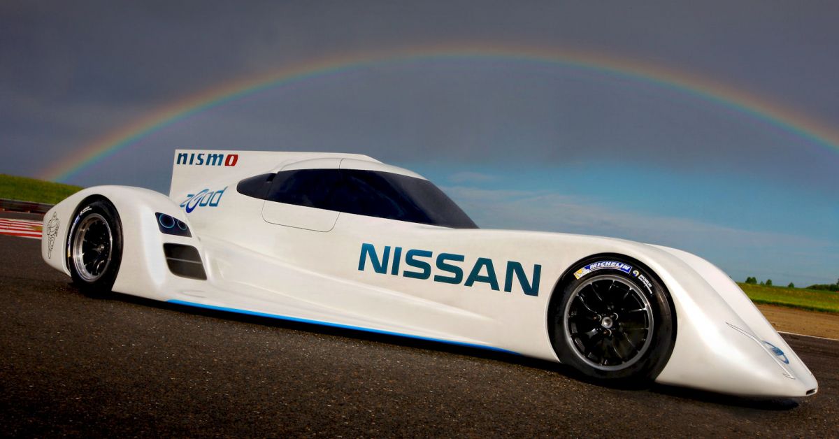 Автомобиль Nissan ZEOD RC