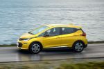 Opel Ampera-e 2017 Elektroauto E-Auto technische Daten Reichweite Stromer Laden Drive Low Regen on Demand Rekuperation IntelliLink Infotainment Smartphone App WLAN Internet Seite