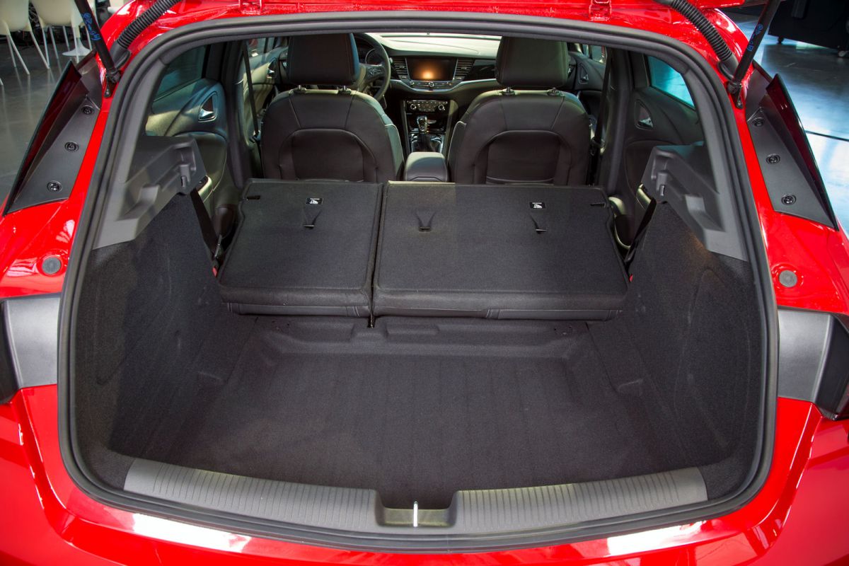 Opel Astra K Kofferraum