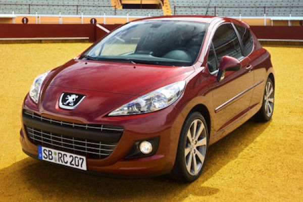 Peugeot 207: Neue Modellgeneration mit effizienter Frische - Speed Heads