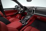 Porsche Cayenne Turbo S Sport SUV 4.8 V8 Sport Chrono PASM PDCC PTV plus Interieur Innenraum Cockpit