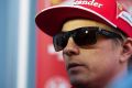Räikkönen scheint hinter der Sonnenbrille ungeahnte Seiten zu verstecken