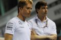 Ratlosigkeit: Nach dem Rennen tappten Nico Rosberg und Toto Wolff noch im Dunkeln