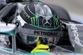 Schwarz und Chrom bestimmen das neue Helmdesign von Nico Rosberg