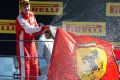 Sebastian Vettel 2015 auf dem Monza-Podium: Gänsehautatmosphäre pur
