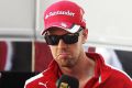 Sebastian Vettel kann seine Unzufriedenheit mit Pirelli kaum verbergen