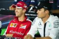 Sebastian Vettel kann wieder lachen - zumindest in der offiziellen FIA-PK
