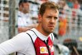 Sebastian Vettel mag Rot: Sogar die Kühlweste trägt den Scuderia-Look