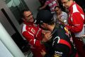 Sebastian Vettel und Stefano Domenicali: Tragen sie ewig unterschiedliche Farben?