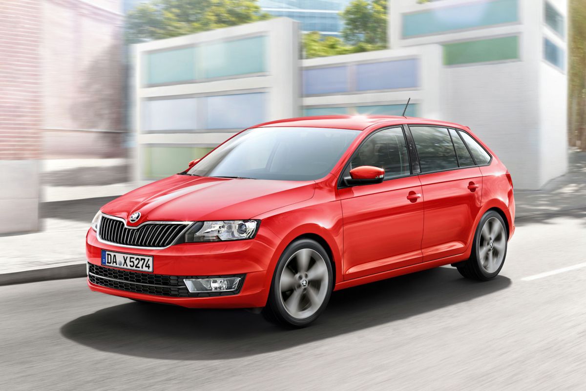 Skoda rapid 2015 год