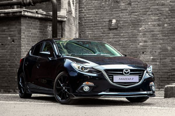 Mazda3 Sport-Zubehör: Achtung! Heißer Feger in Bewegung - Speed Heads