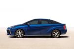 Toyota FCV Serienversion Brennstoffzellen Elektrofahrzeug Elektroauto Wasserstoff Strom Elektromotor Boost Converter Seite