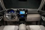 Toyota RAV4 EV Electric Vehicle Tesla Elektroauto Kompakt SUV Interieur Innenraum Cockpit