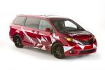 Toyota Sienna Remix West Coast Customs SiriusXM Soundanlage DJ Pult Swagger Wagon 3.5 V6 Familien Van Front Seite