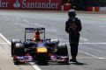 Vettel steigt nach Getriebeschaden in Runde 41 aus seinem Red Bull aus