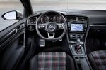 VW Volkswagen Golf VII 7 GTI 2.0 Turbo Performance Paket VAQ Brooklyn Clark Interieur Innenraum Cockpit