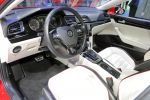 VW Volkswagen New Midsize Coupe Kompakt Limousine 2.0 TSI Turbo Benziner Interieur Innenraum Cockpit