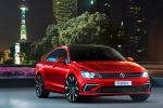 VW Volkswagen New Midsize Coupe Kompakt Limousine 2.0 TSI Turbo Benziner Front