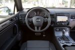 VW Volkswagen Touareg R-Line 2014 Sportpaket SUV Offroader V6 V8 TDI Hybrid 4Motion Allrad Interieur Innenraum Cockpit