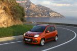 Fiat Panda More - Front Ansicht von vorne orange Frontstoßstange Frontscheibe Scheinwerfer Xenon Motorhaube
