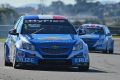 Yvan Muller vor Rob Huff: Chevrolet hat in Curitiba bisher klar die WTCC-Hosen an